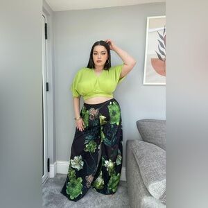 Green Wrap Top and Floral Wide-Leg Pants Set L mc5